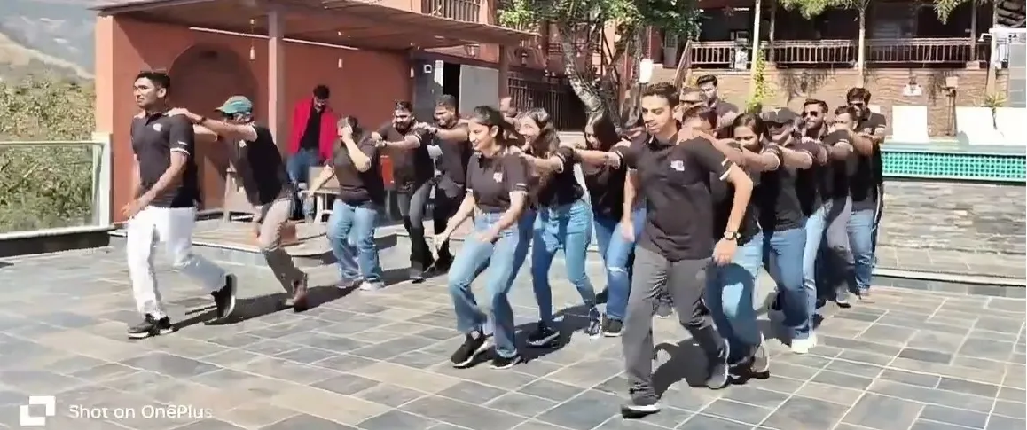 Watch Squad Game Video